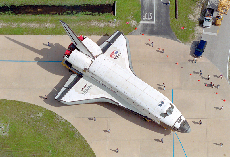 Illustration for article titled The Saga of NASA's Short-Lived "Lost" Logo